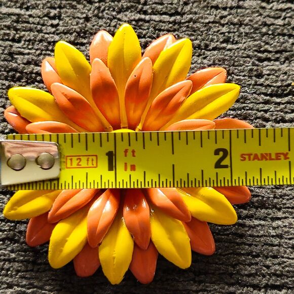 Vintage Large Flower Brooch Pin Orange Yellow Daisy Groovy Mod Style - Picture 2 of 4